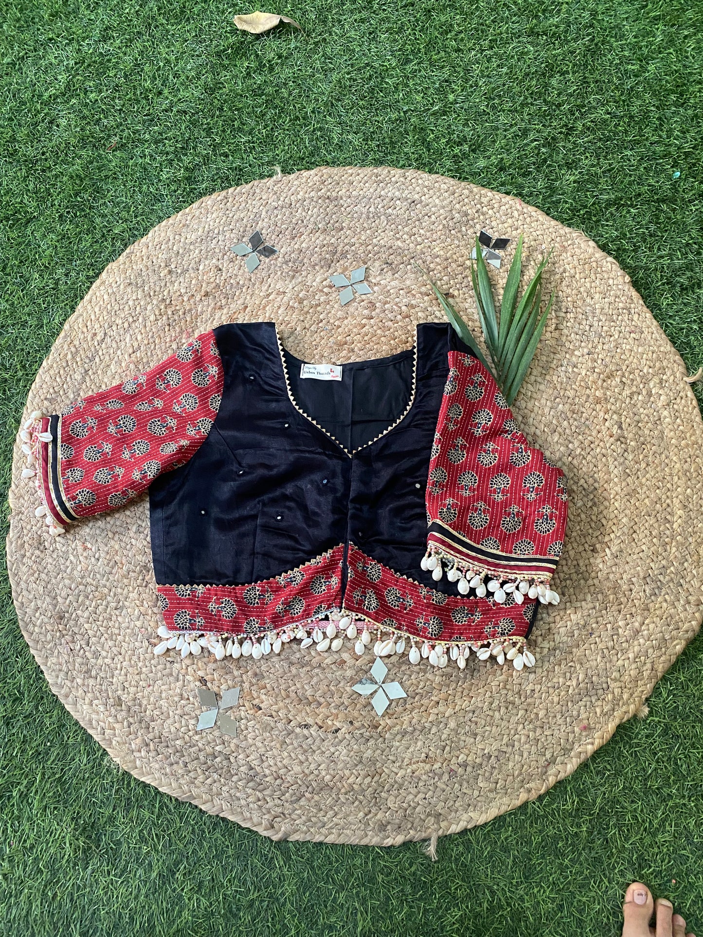 Black Mirror Work Blouse