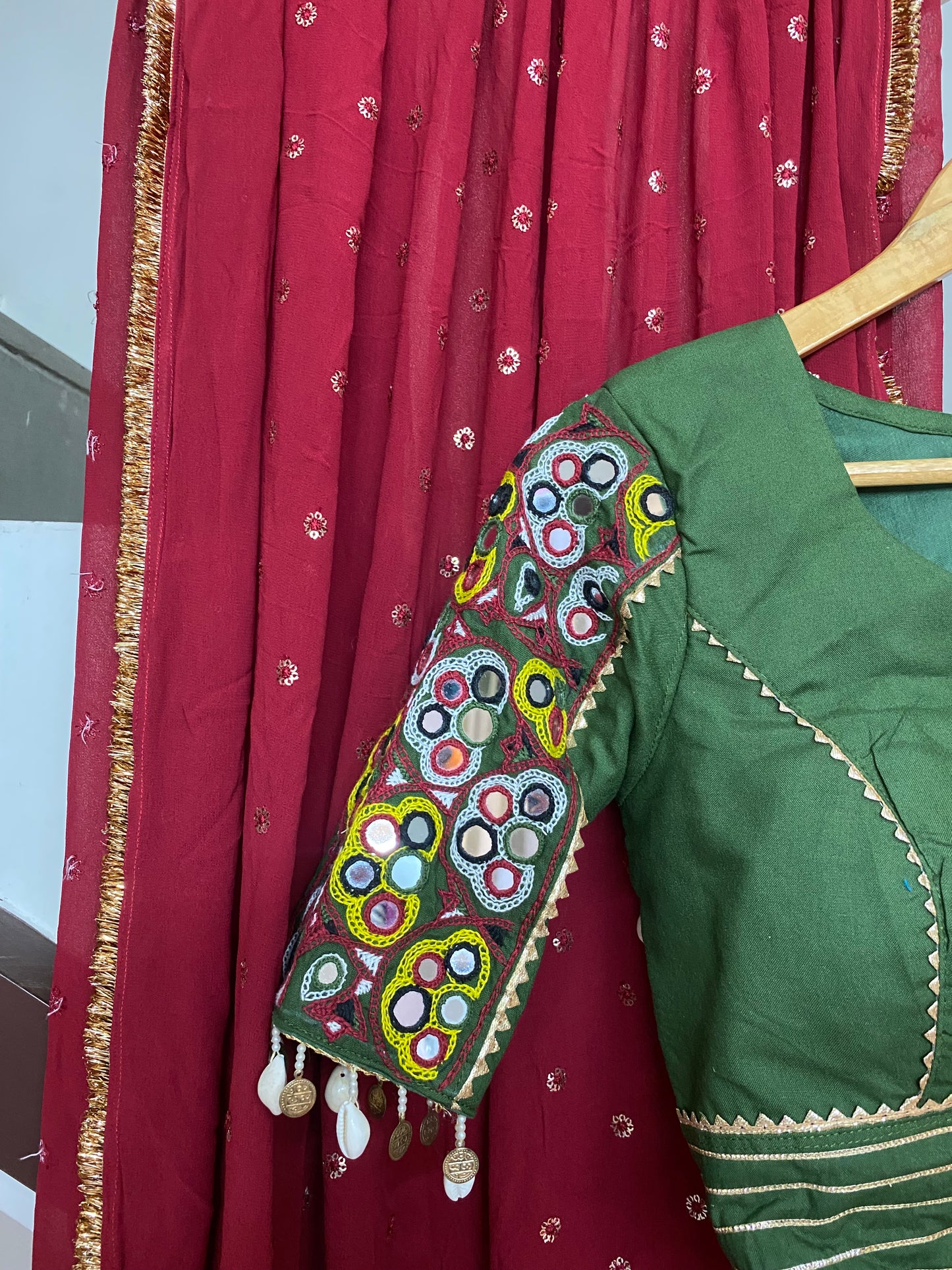 Gamthi Mehndi And Marron Chaniya Choli