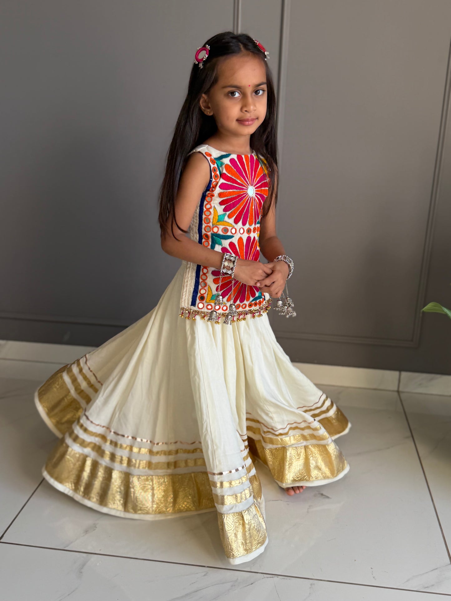 White Long Kapda Blouse Chniya Choli
